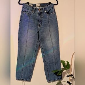 Universal Thread Light Blue Cropped Jeans